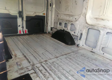 2018 Ford Transit-150 z USA, uszkodzony, nr VIN 1FTYE1ZM8JKB27455